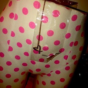 Victoria’s Secret Heart Necklace Display